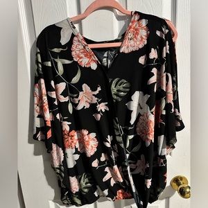 Floral 💐wrap shirt 👚